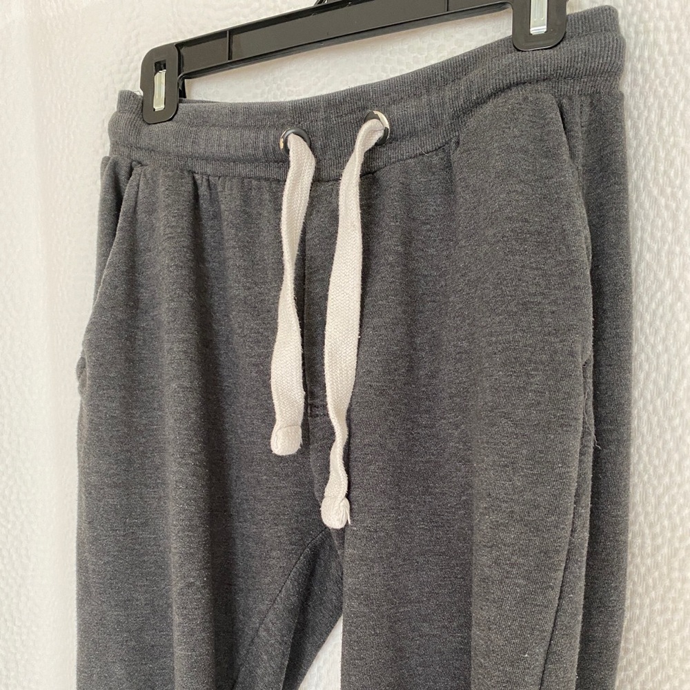 Puma jogger - Picture 4 of 8